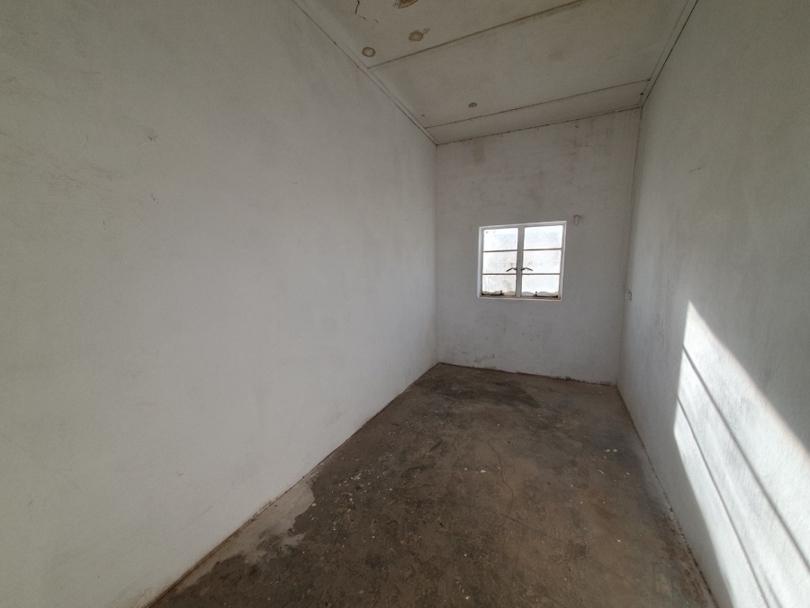 4 Bedroom Property for Sale in Loeriesfontein Northern Cape